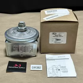 1823-00 DWYER Pressure Switch