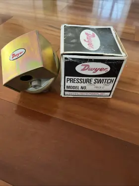 1823-O DWYER Pressure Switch Nos