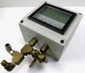DH11-012 DWYER Differential Pressure Controller
