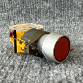 704.901.1 EAO Switching Element Push Switch