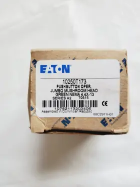10250T173 EATON Box Cutler Hammer Illum Push Operator #2