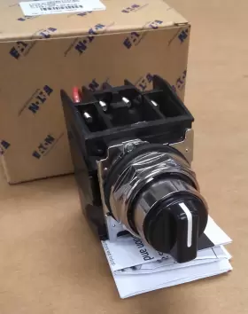 10250T727BK EATON Position Selector Switch