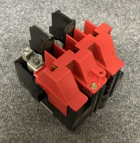 17-16921 EATON CUTLER-HAMMER Safety Switch
