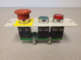 ZB2-BE702 EATON CUTLER HAMMER Telemecanique Start Buttons #2