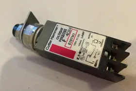 E29TM1 EATON Cutler Hammer Pretest Light Ac
