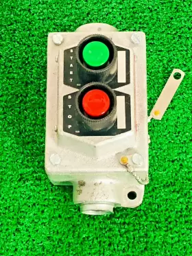 EFSC215 EATON Explosionproof Front Pushbutton Enclosure
