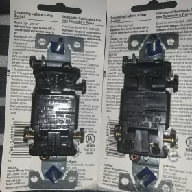 C1303-7LTW-L EATON WIRING DEVICES Switch Togg Cooper #2