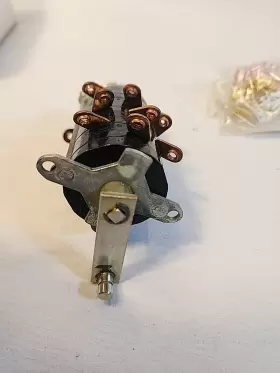102109LP ELECTROSWITCH Rotary Switch Push Ac Breaker #3