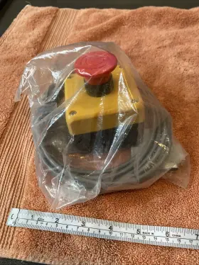 R12NZ90044 EPSON Emergency Push Box