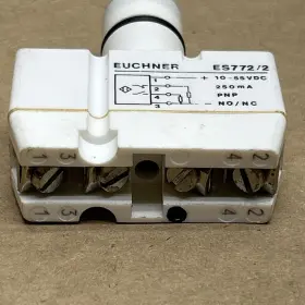 ES772-2 EUCHNER Limit Snap Action Switches #3