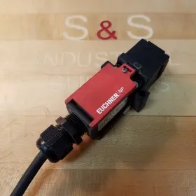 NP1-638AB-M EUCHNER Saftey Limit Switch Amp Ac