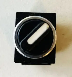 AH22-P2 FUJI Electric Command Switch #3