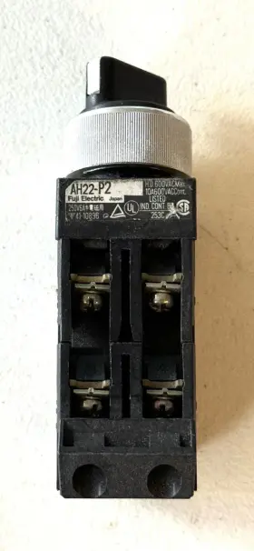 AH22-P2 FUJI Electric Command Switch