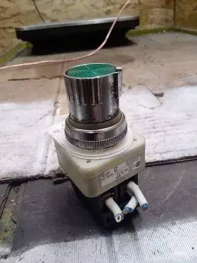 AH30-S2 FUJI Electric Switch