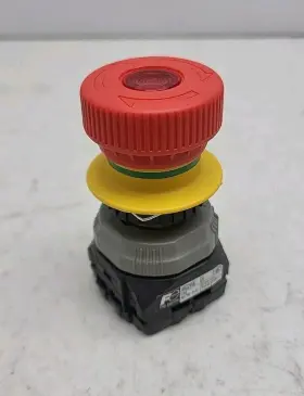 AR22VQL-01EAR FUJI Electric Emergency Pushbutton Push Lock