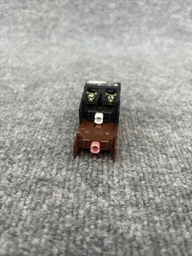 AH22-PL2 FUJI ELECTRIC Pilot Command Switch #3