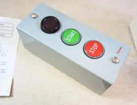50JA3YDE FURNAS Siemens Standard Station Pilot Light Push