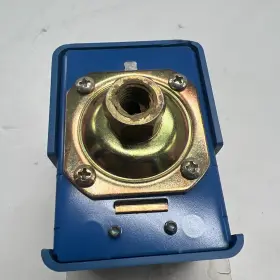 69ES109049U FURNAS Pressure Switch #3