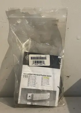 111-6Y-06J GE Contact Interlock Position Switch