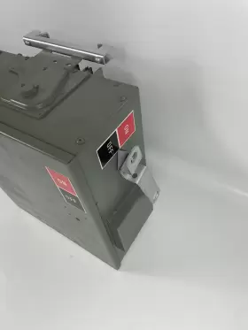 AC364 GE General Electric Ac Fusible Bus Plug Armor Clad Amp #3