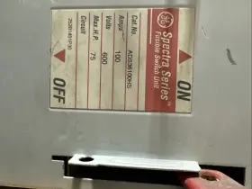 ADS36100HS GE Spectra Fusible Panelboard Switch Pole Fused #2