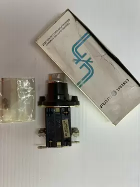 CR2940UB431A GE General Electric Sel Switch Box Shelf Wear