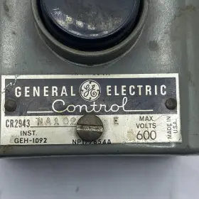 CR2943NA102E GE General Electric Up Down Push Station Crdb #3