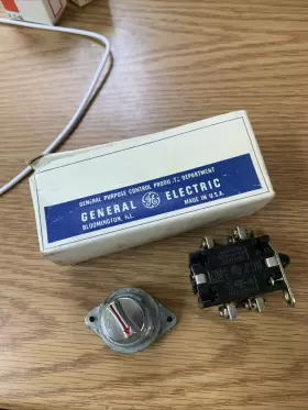 CR294OU201 GE General Electric Oiltight Light