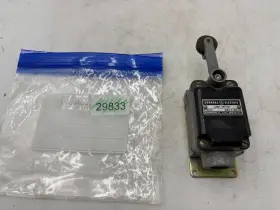 CR9440J1D1 GE General Eletcric Rotary Limit Switch