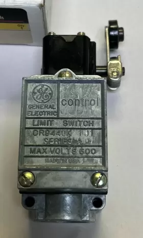 CR9440K1J1 GE General Electric Limit Switch #2