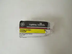 RS237P GE Voltage Momentary Switch Total Lighting Remote