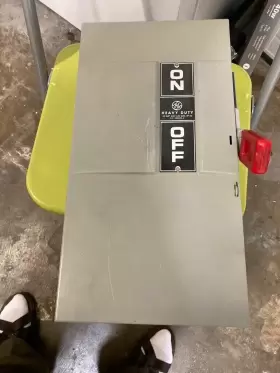 TH3362 GE Nema Phase Safety Switch Disconnect Amp