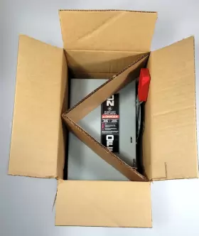 THN3321 GE Safety Switch Disconnect Pole Fusible #2