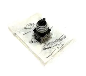 CR104PSG94B92 GENERAL ELECTRIC Selector Switch