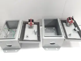 EJ643 HAMMOND MANUFACTURING Enclosure Emergency #2