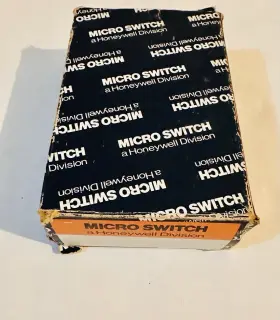 923AB3W-A7T-L HONEYWELL Micro Switch Proximity