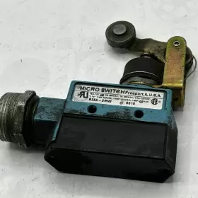 BZE6-2RN2 HONEYWELL Enclosed Limit Micro Switch #2