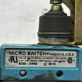 BZE6-2RN2 HONEYWELL Enclosed Limit Micro Switch