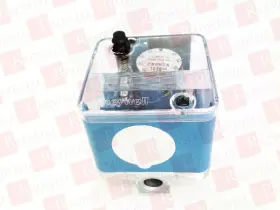 C6097A-1038 HONEYWELL Box