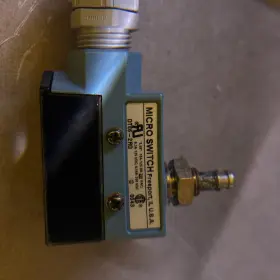 DTE6-2RQ HONEYWELL Limit Switch Micro