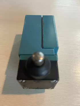 LSJ1A-7N HONEYWELL Limit Micro Switch #2