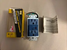 5252-S HUBBELL Receptacle