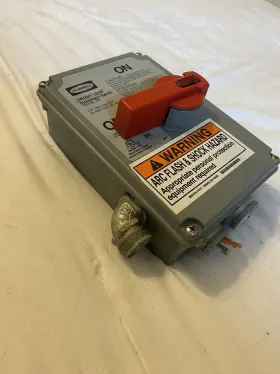 HBLDS3VFD HUBBELL Ac Enclosed Disconnect Switch #3