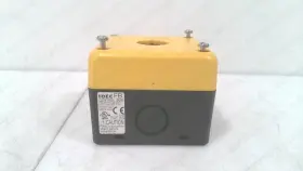 FB1W-111Y IDEC Pushbutton Enclosure