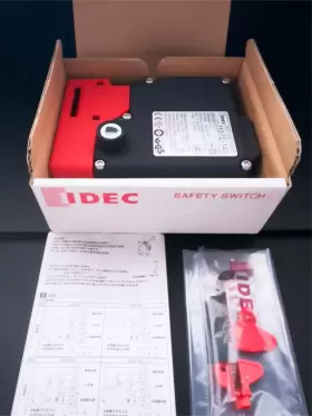HS1E-140KR IDEC Solenoid Locking Safety Switch Manual