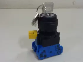 HW1K-3AF20 IDEC Selector Switch