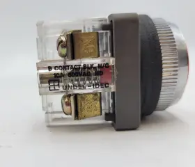 LR28098 IDEC Push Switch Contact Block Volt Ac Amp #3