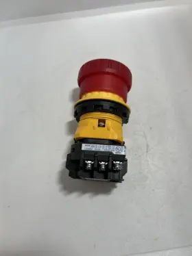 XN1E-LV IDEC Pushbutton Emergency Ill Led