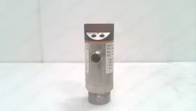 PN7002 IFM Pressure Sensor Display