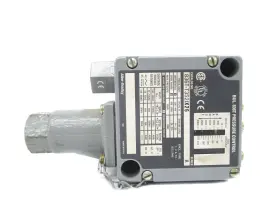 KNOX10011396-836T-T352JX26 INDUSTRIAL MRO Allen Bradley Unmp